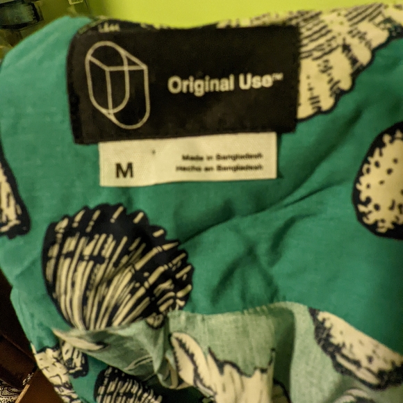 EUC Ocean Inspired button down shirt - Picture 3 of 3